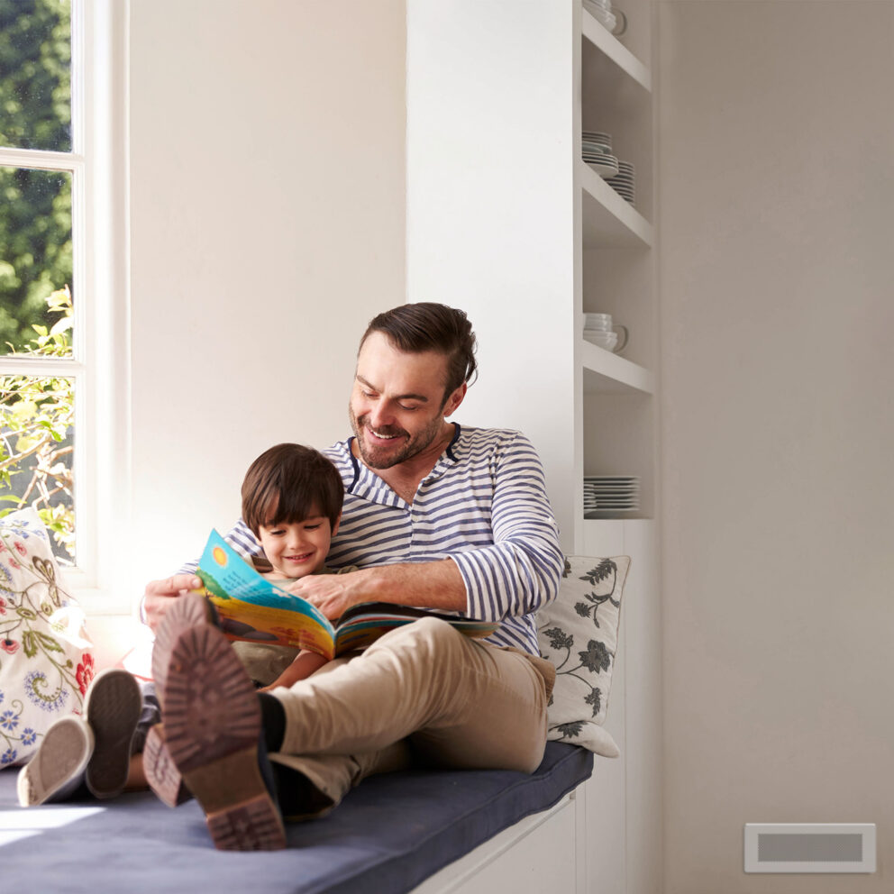 Zehnder_CSY_Grid_FatherSon_Livingroom